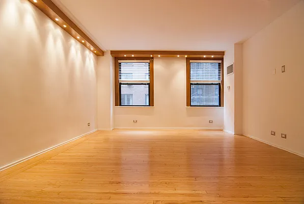 Rented by WAM Partners - William Moses Co. | media 20