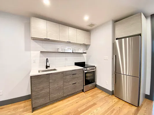 Rented by Bruma Realty LLC | media 2