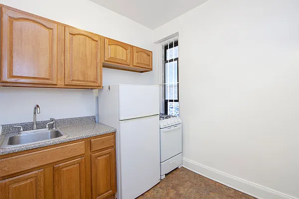 Rented by R New York | media 3