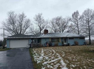 10902 Bluffton Rd, Fort Wayne, IN 46809