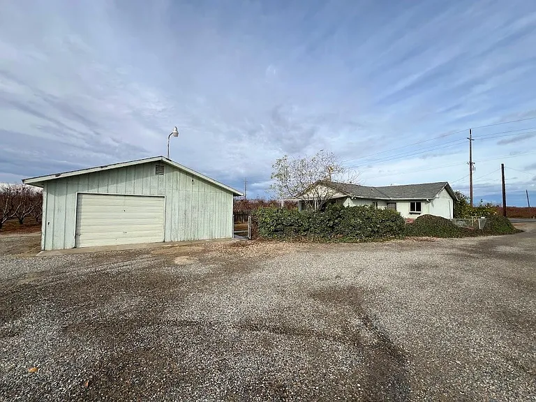 16109 E Manning Ave — Photo 29