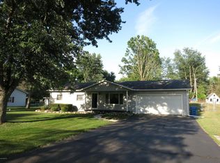 47437 County Road 653, Paw Paw, MI 49079