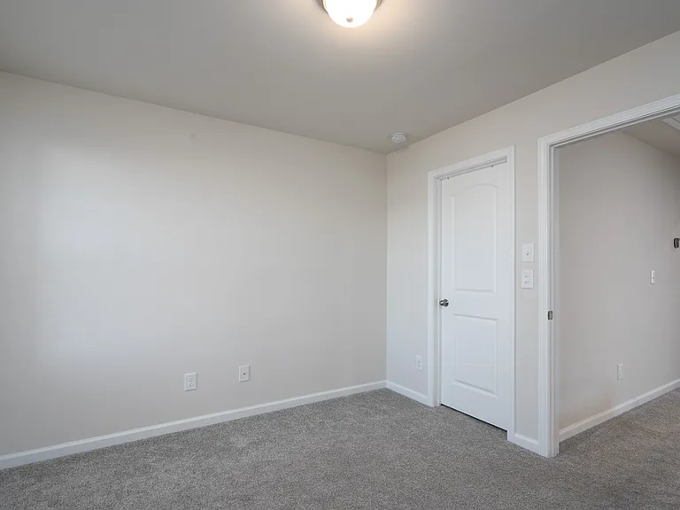 2418 Heathcliff Trl — Photo 15