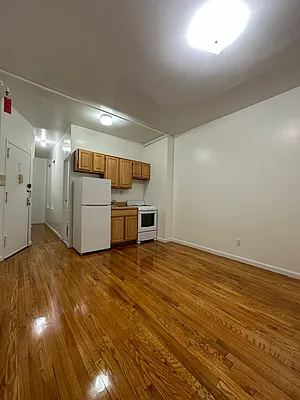 Rented by Peter R. Hungerford, LREB | media 13