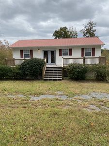 400 Hilltop Rd, Red Boiling Springs, TN, 37150