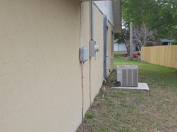 5th image of 2757 SE Eagle Drive SE