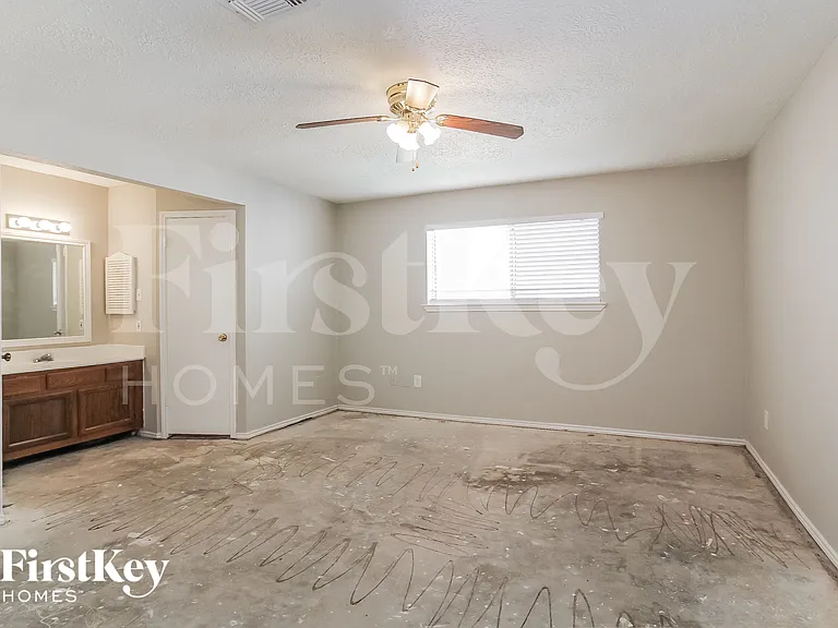 24119 Lone Elm Dr — Photo 7