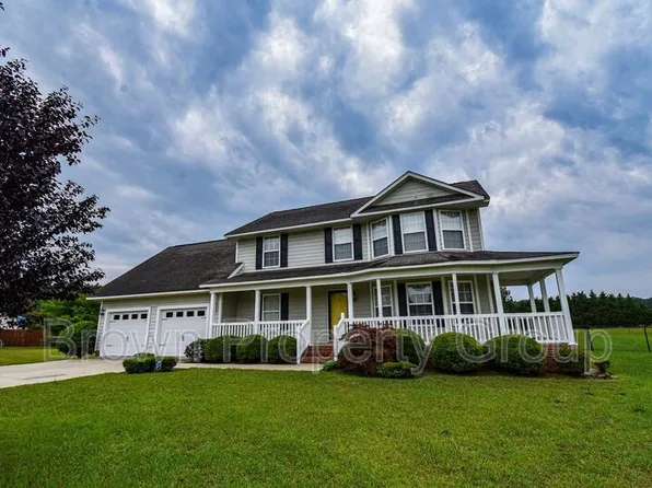 7024 Pope Cashwell Ct, Hope Mills, NC 28348
