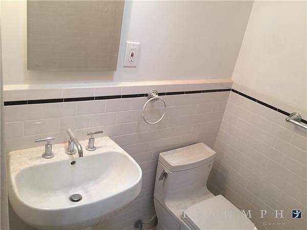2nd image of 11 E 80th St APT G1
