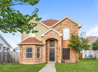 520 Picketts Dr, Mesquite, TX 75149