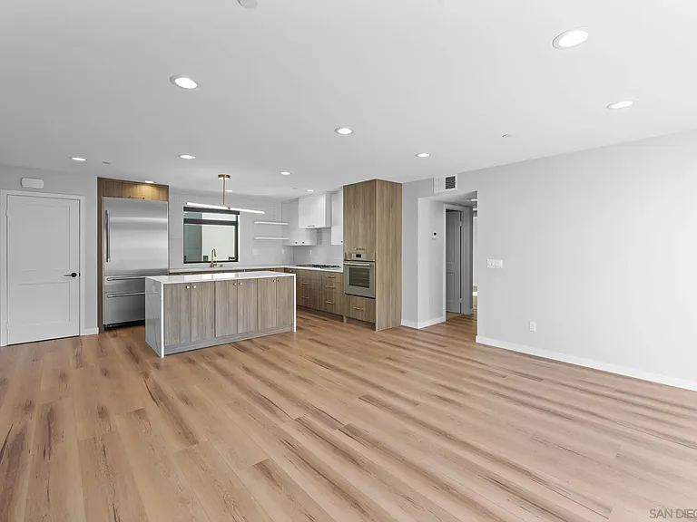 325 Citrus Ave #2 — Photo 20