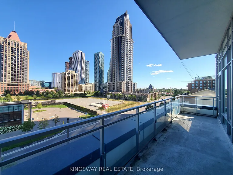 365 Prince Of Wales Dr #405 — Photo 17