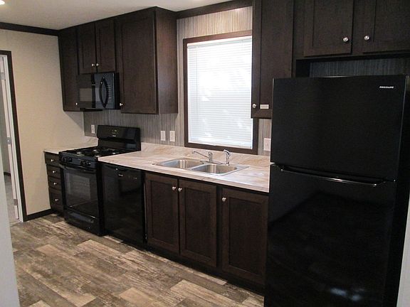 2nd image of 1139 Lincoln Ave Lot 18