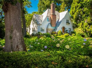 610 Forest Ave, Larchmont, NY 10538