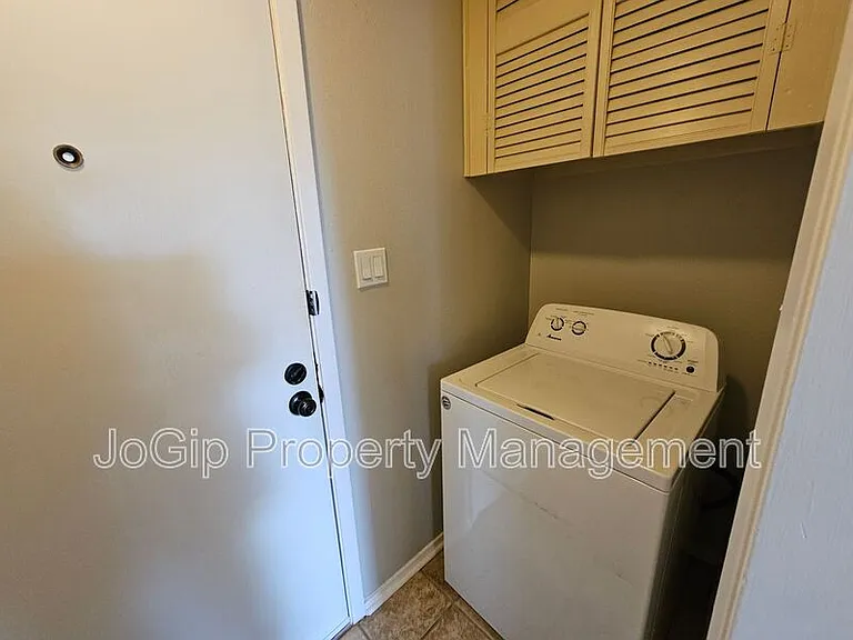 601 Harvest Hill St — Photo 14