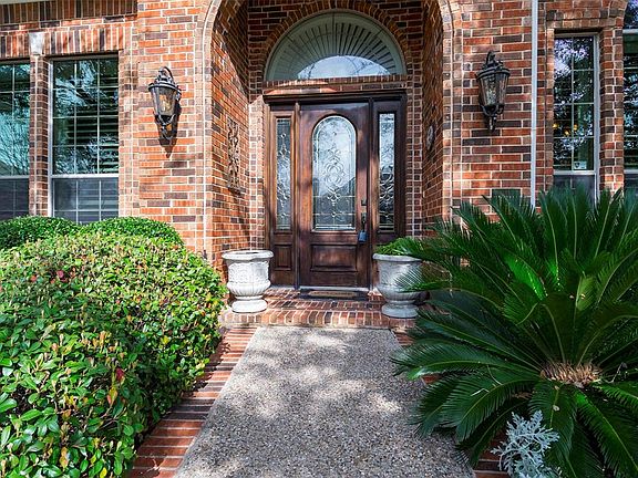 2nd image of 4830 Corinthian Bay Dr