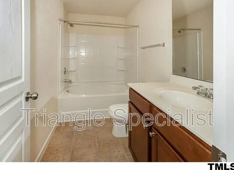 8549 Quarton Dr — Photo 7
