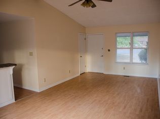 125 Woodlawn Dr, Madison, AL 35758