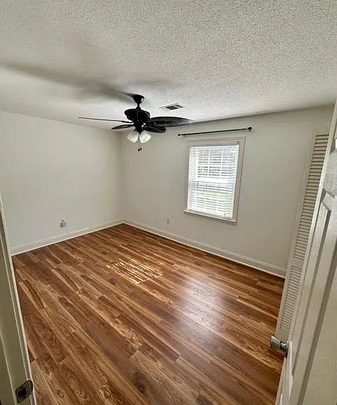 101 Williams Dr — Photo 28