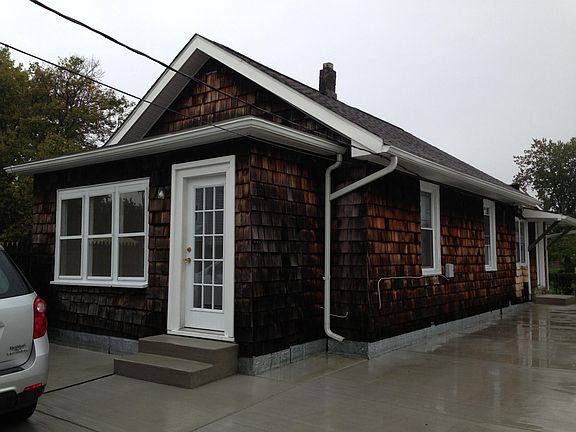 4th image of 103 Roswell Ave