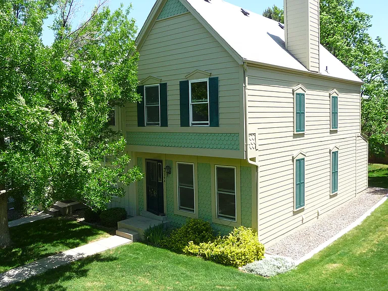 1639 S Ivory Cir #A — Photo 1