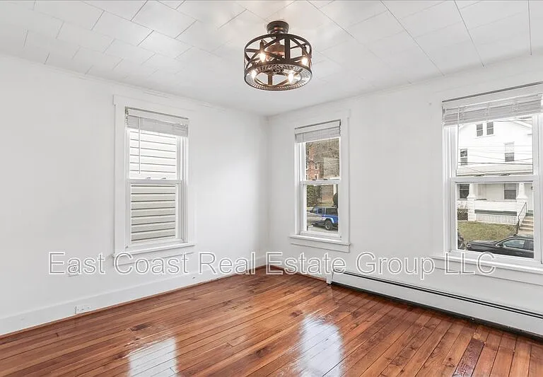 16 Woods Ln — Photo 22
