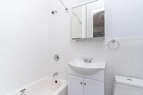 Rented by MySpaceNYC | media 11