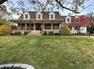 402 Georgetown Dr, Watertown, CT 06795