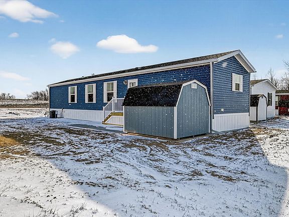 Exterior Image-31-Clayton 94 Lakeview Meadows