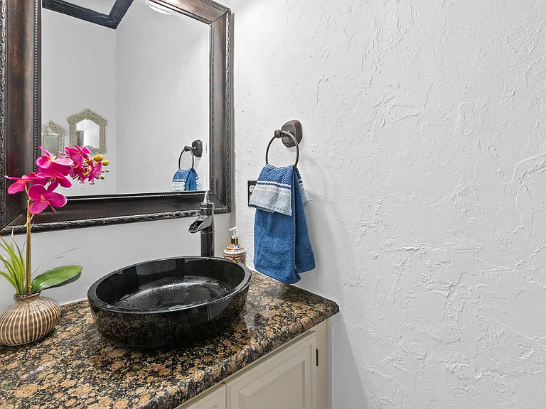 4216 Creekstone Dr — Photo 9
