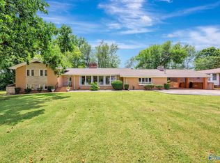 4903 Oakwood Rd NW, Huntsville, AL 35806