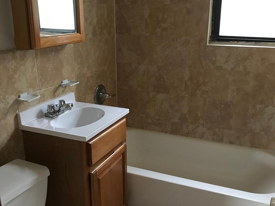 1st image of 471 Tremont Ave