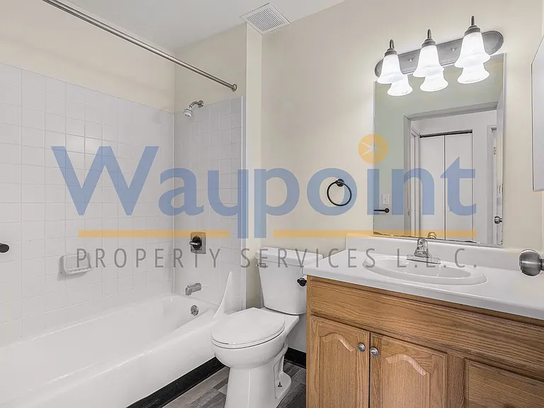 101 S Front St #208 — Photo 2