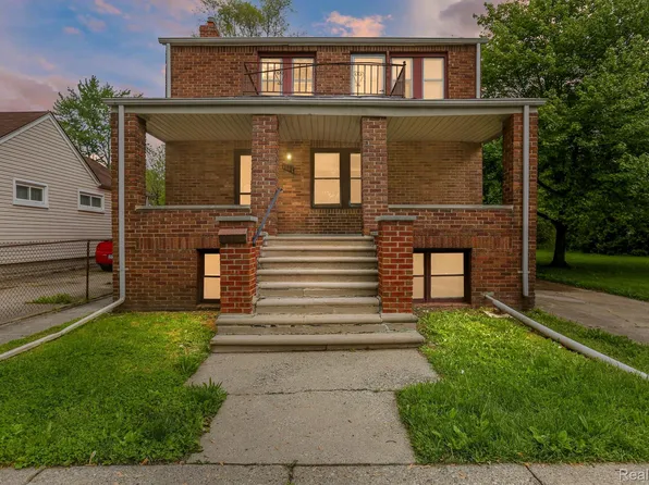1747 E Madge Ave, Hazel Park, MI 48030