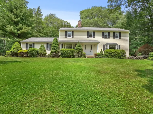 27 Kitcher Court, Trumbull, CT 06611