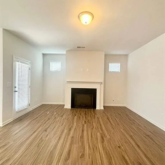 503 Alma St — Photo 8