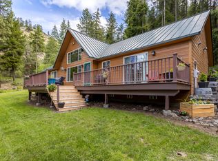 136 Flying H Loop, Naches, WA 98937