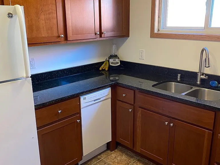 4421 Minnetonka — Photo 8