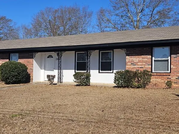 1801 Westover Dr, Dothan, AL 36303