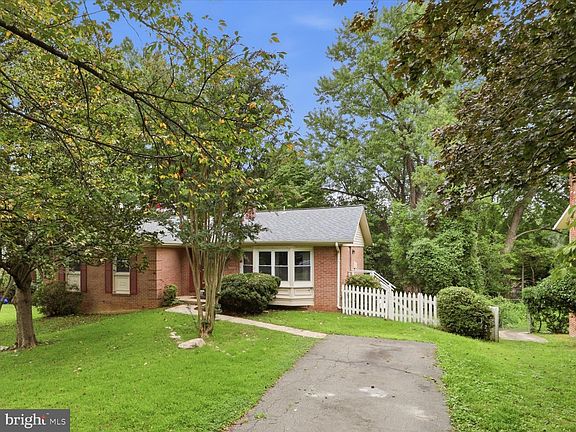 2nd image of 12823 Camellia Dr