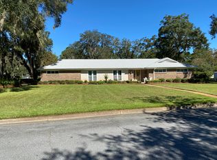 102 Montford Rd, Savannah, GA 31410