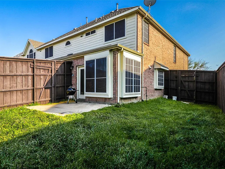 11232 Chaucer Dr — Photo 22