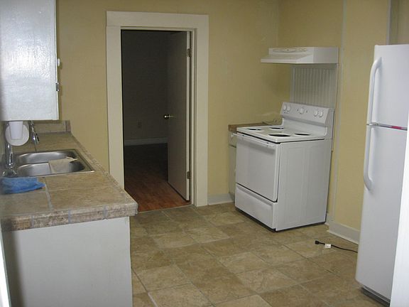 5th image of 1408 W 11th St #B