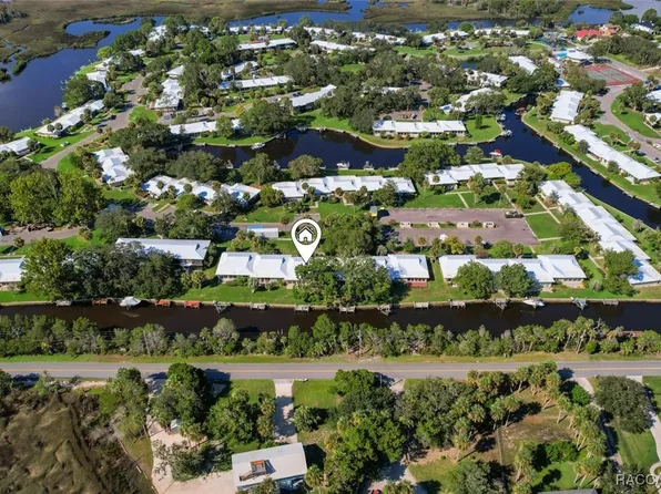 11286 W Bayshore Dr, Crystal River, FL 34429
