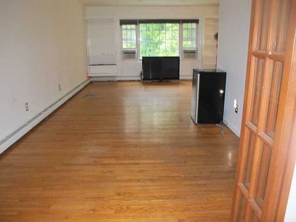 2nd image of 51 Terwilliger Road Ext