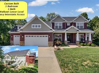 100 Savannah Ct, Glen Carbon, IL
