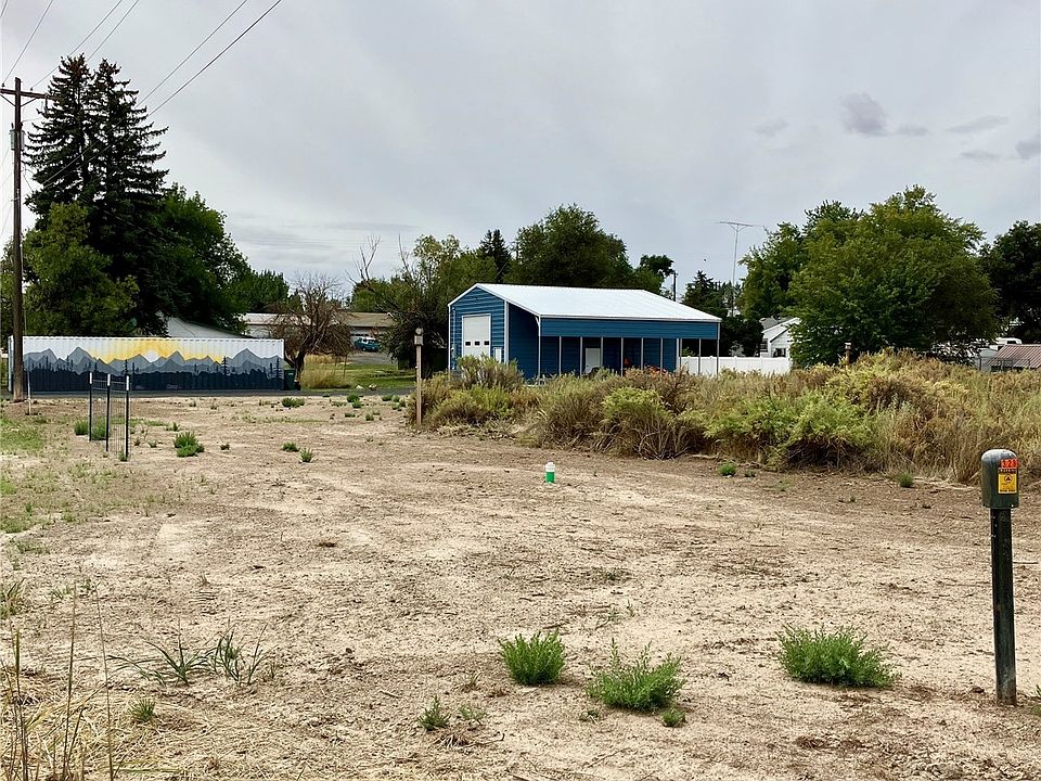 106 S Division Street, Almira, WA 99103 MLS 2158021 Zillow