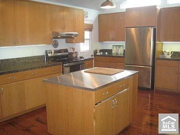 4th image of 5061 Princeton Ave