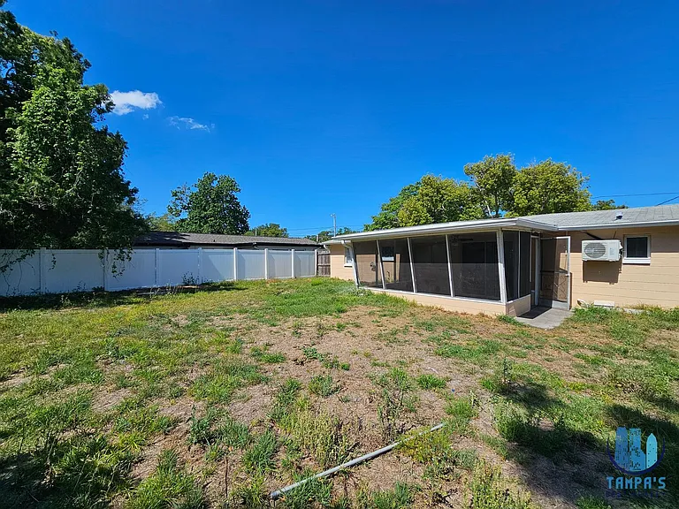 9210 Pegasus Ave — Photo 18