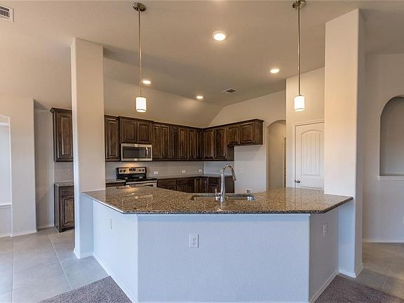4th image of 2548 Weatherford Heights Dr